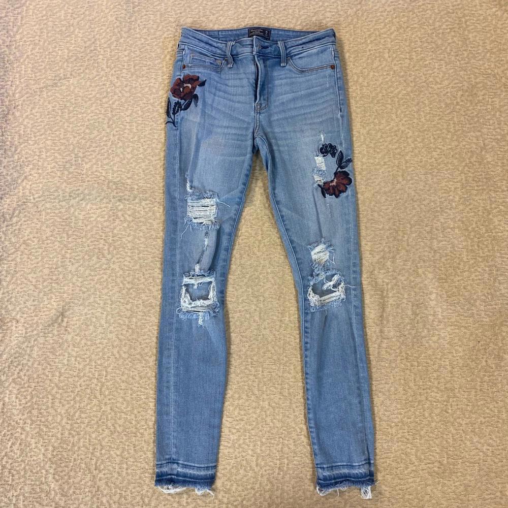 Abercrombie and Fitch‎ Harper Super Skinny Jeans